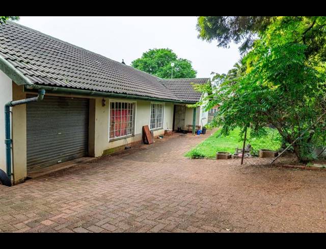 3 BEDROOM HOUSE FOR SALE IN MERRIVALE